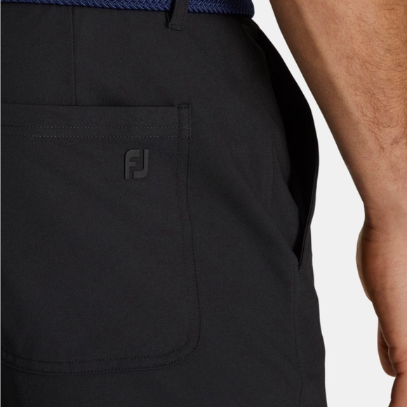 Brand New FJ golf pants - Picture 3 of 4